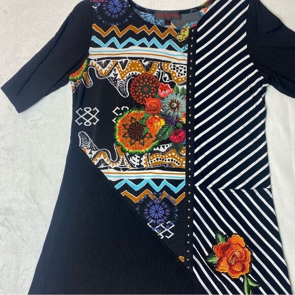 Mischa Asymmetrical Embroidered Floral Colorblock Top Size Medium - Picture 7 of 10